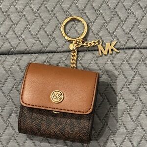 Michael Kors Tan and Gold iPods Holder